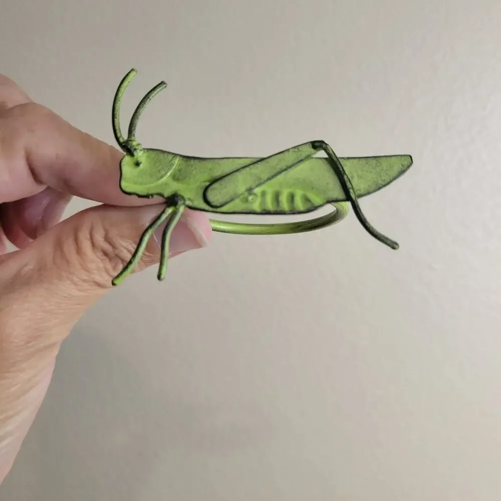 Pier 1 Imports Grasshopper Napkin Rings Set of 4 Metal Green Vintage Decor Box
